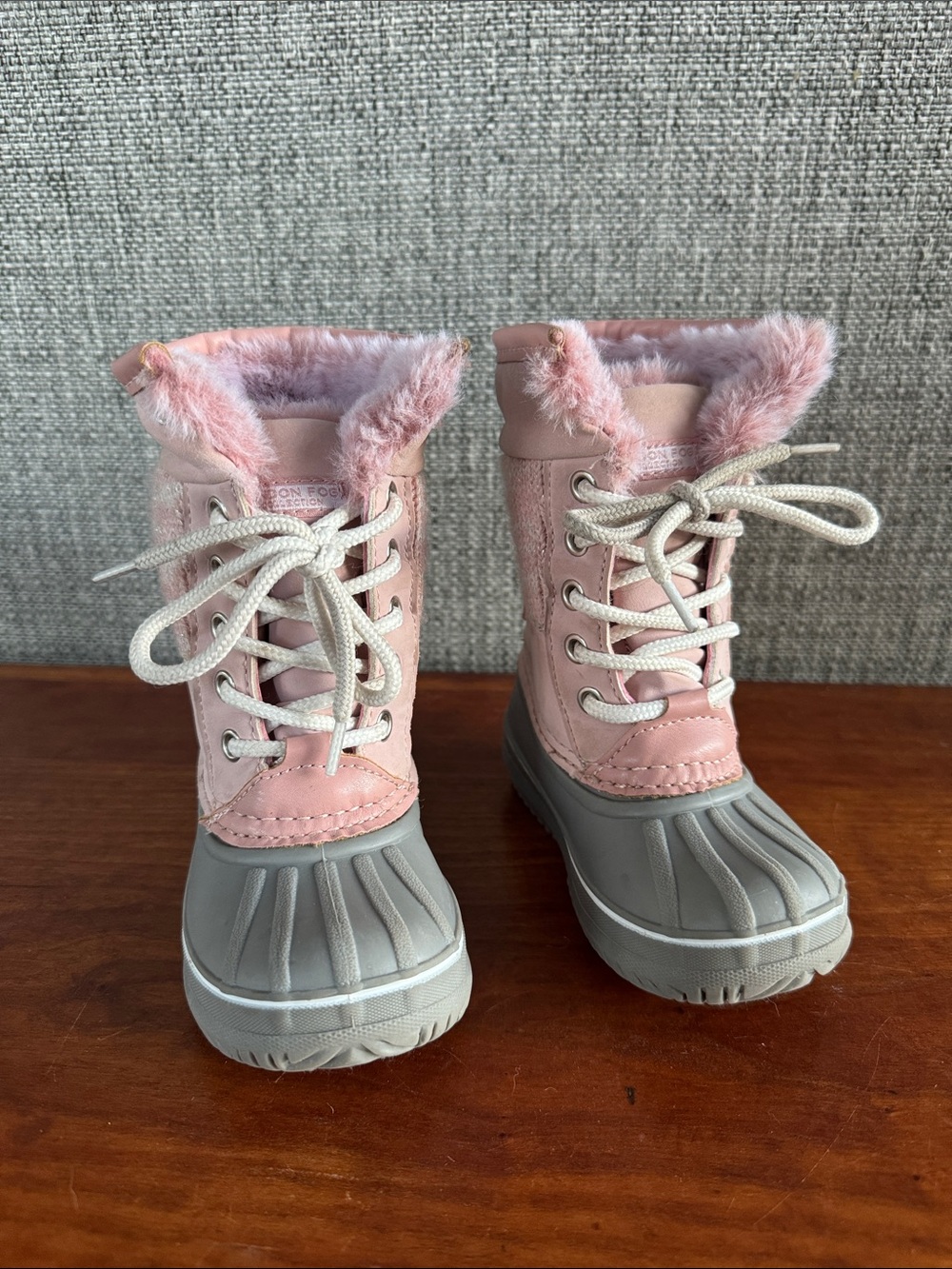 London Fog Lil Athene Place Pink Faux Fur Winter Snow Boots Toddler Size 6